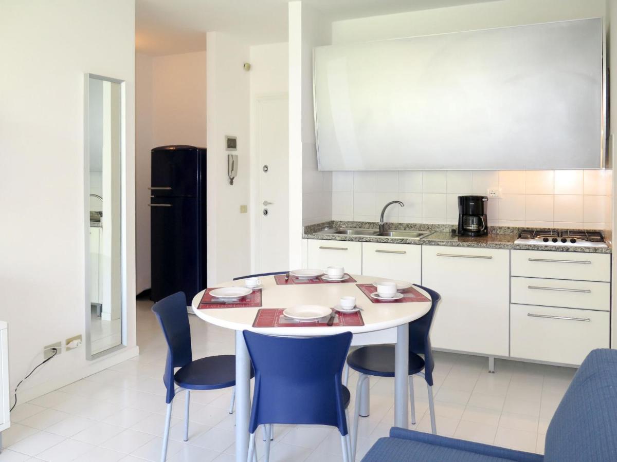 Apartment Parco Hemingway-1 By Interhome Линяно Сабиадоро Екстериор снимка