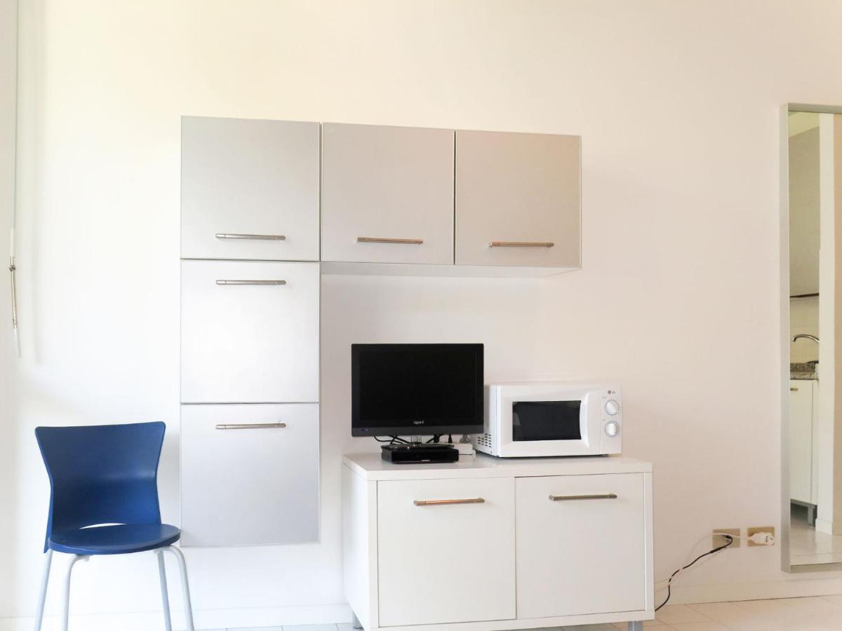 Apartment Parco Hemingway-1 By Interhome Линяно Сабиадоро Екстериор снимка